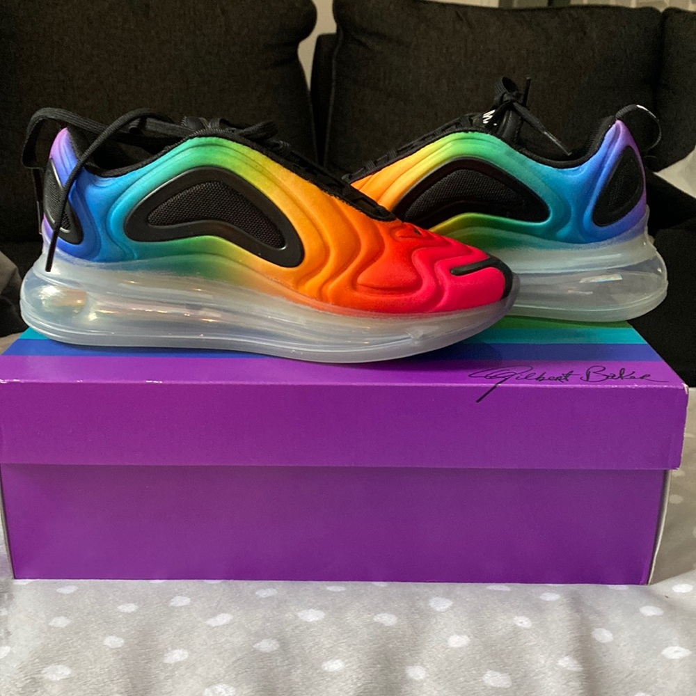 Nike Air Max 720 Be True edition